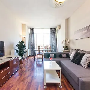central-apartment-your-home.topbarcelonahotels.com/